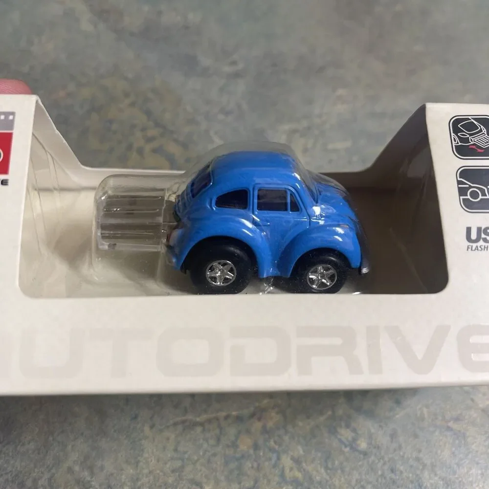 Autodrive VW Beetle Die Cast Metal USB Flash Drive NIB 4 GB Blue Volkswagen